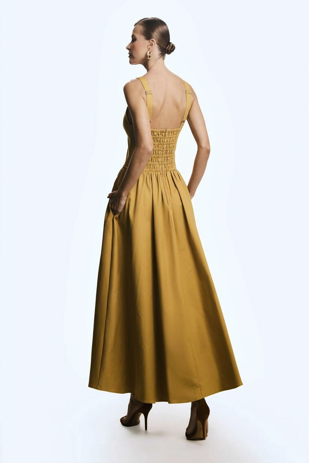 Imagem de Vestido Mídi Estruturado Cós Largo Decote Reto Kaki Zen